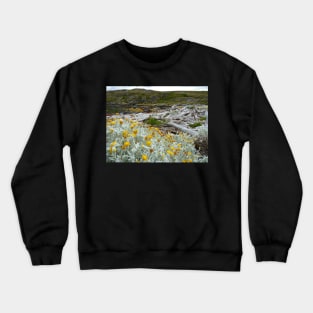 Golden blooms of cold Crewneck Sweatshirt